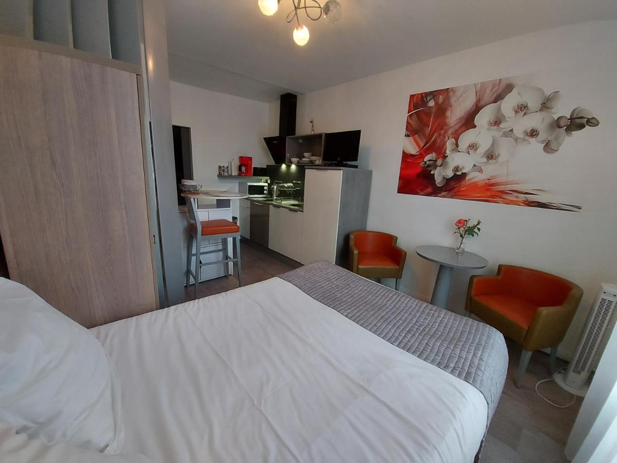 Studio De Charme, Coeur De Vichy, Quartier Calme Εξωτερικό φωτογραφία